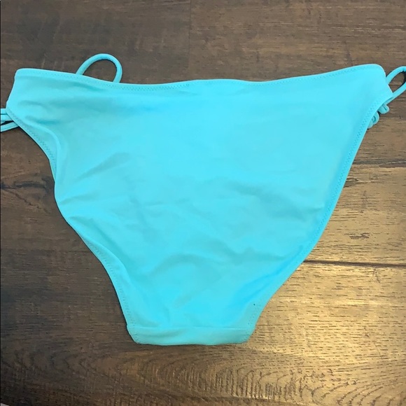 Bikini Bottoms - Picture 2 of 2